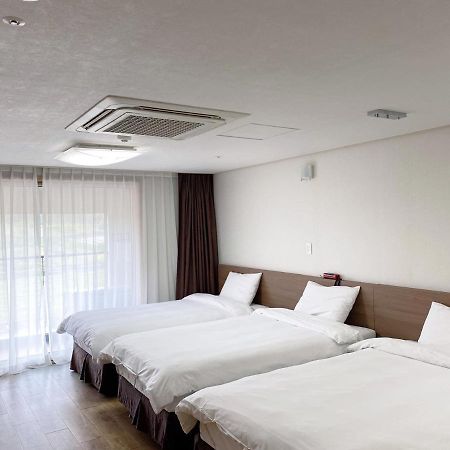 Hi Jeju Hotel Εξωτερικό φωτογραφία