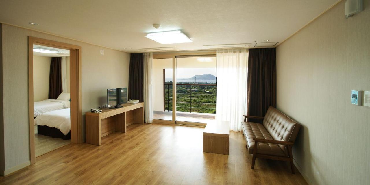 Hi Jeju Hotel Εξωτερικό φωτογραφία