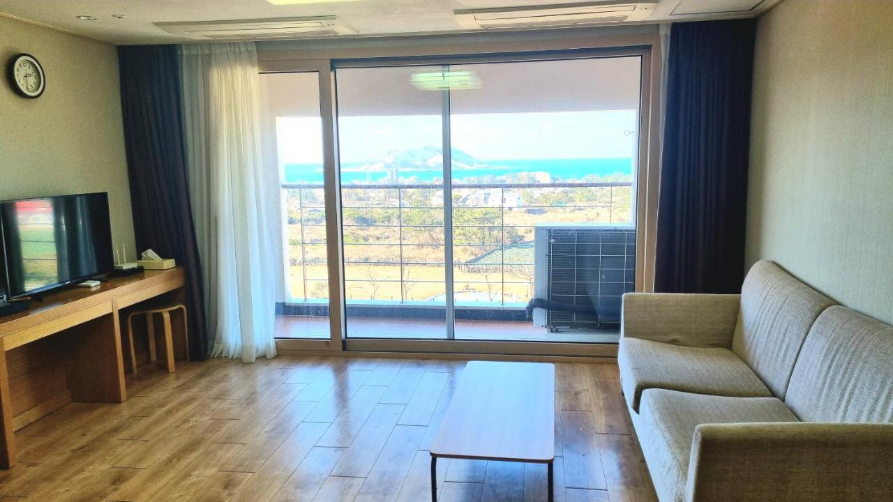 Hi Jeju Hotel Εξωτερικό φωτογραφία