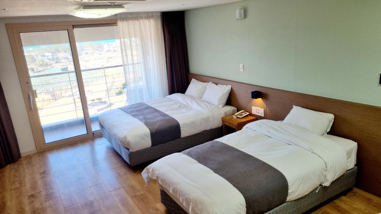 Hi Jeju Hotel Εξωτερικό φωτογραφία
