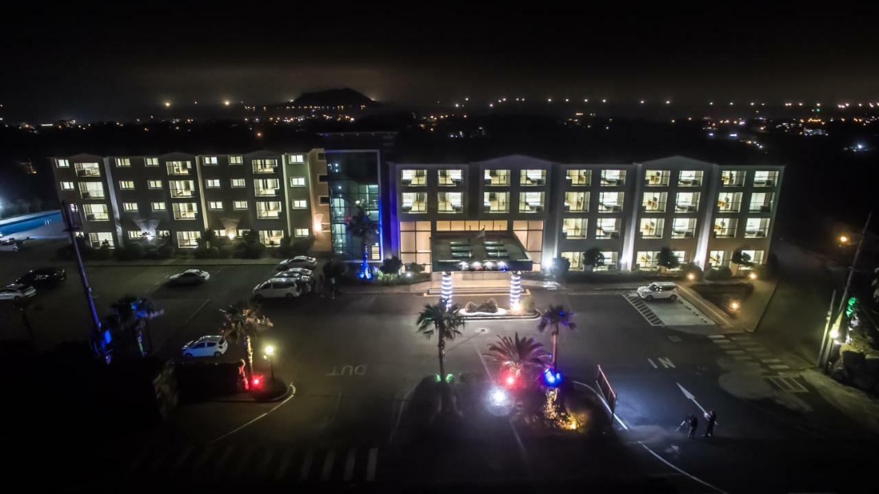 Hi Jeju Hotel Εξωτερικό φωτογραφία